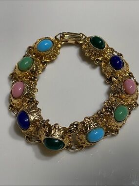 VTG Gold-Tone Multicolor Cabochon Bracelet